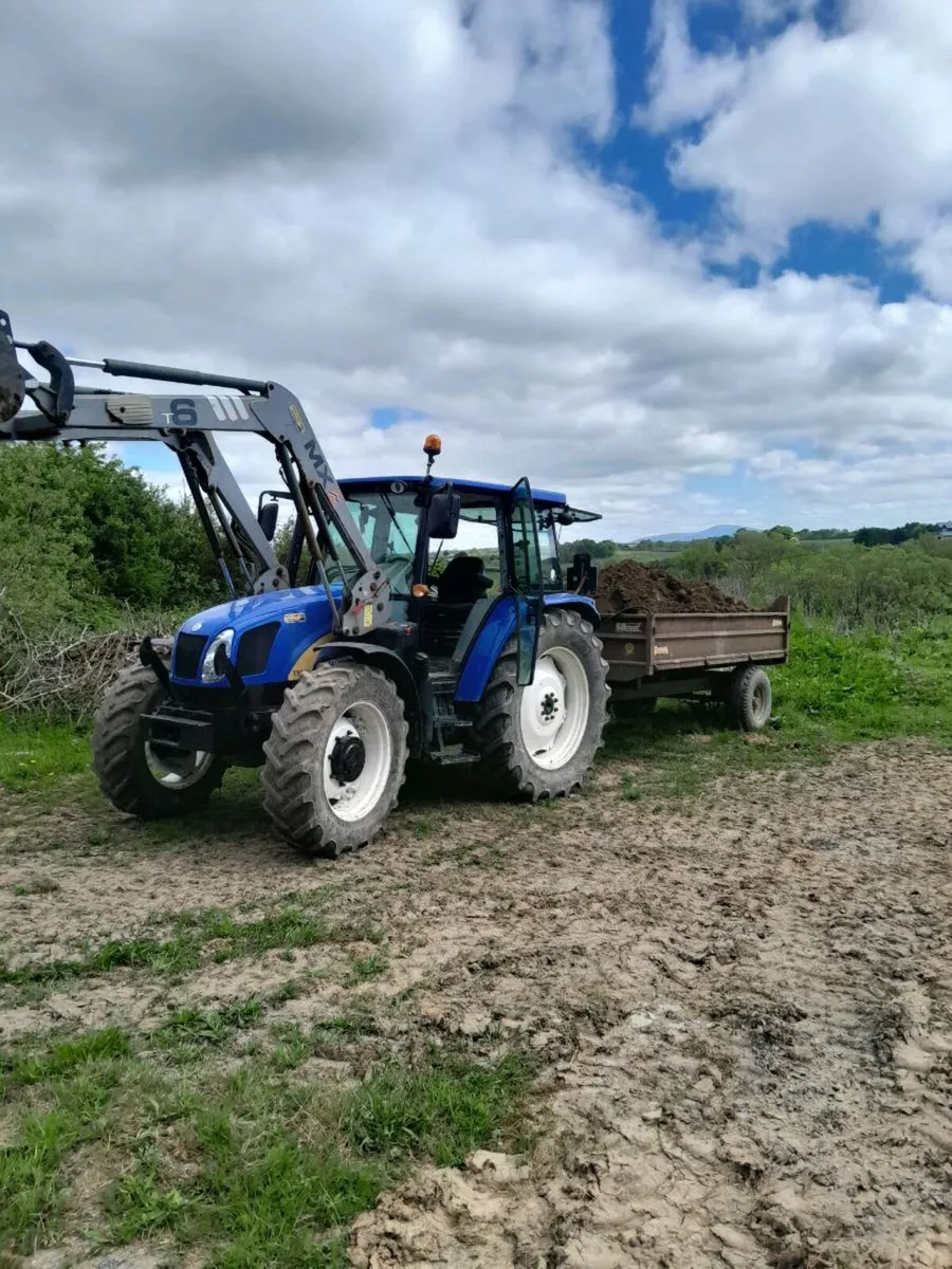 Tractor and 6 ton Tipping trailer - Image 3