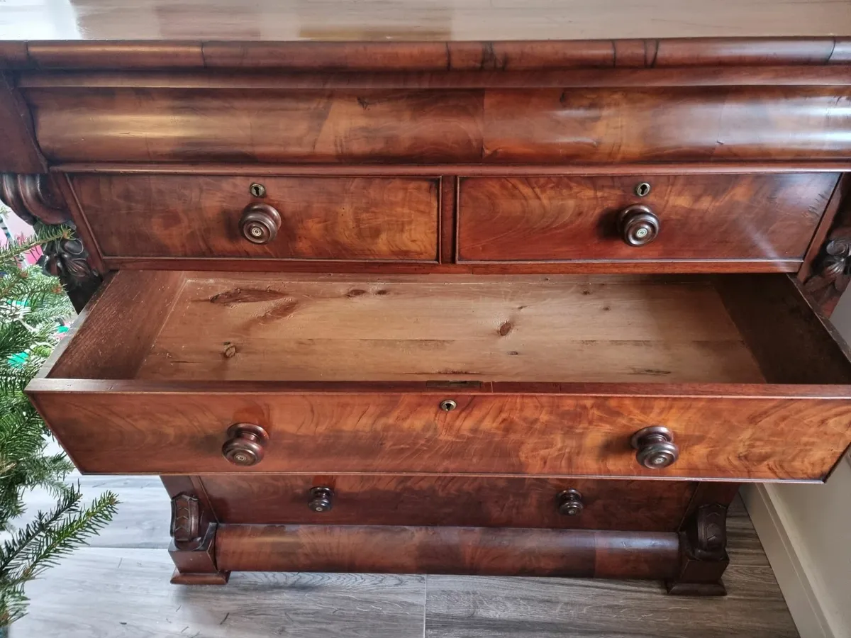 Chest of drawers - Image 4