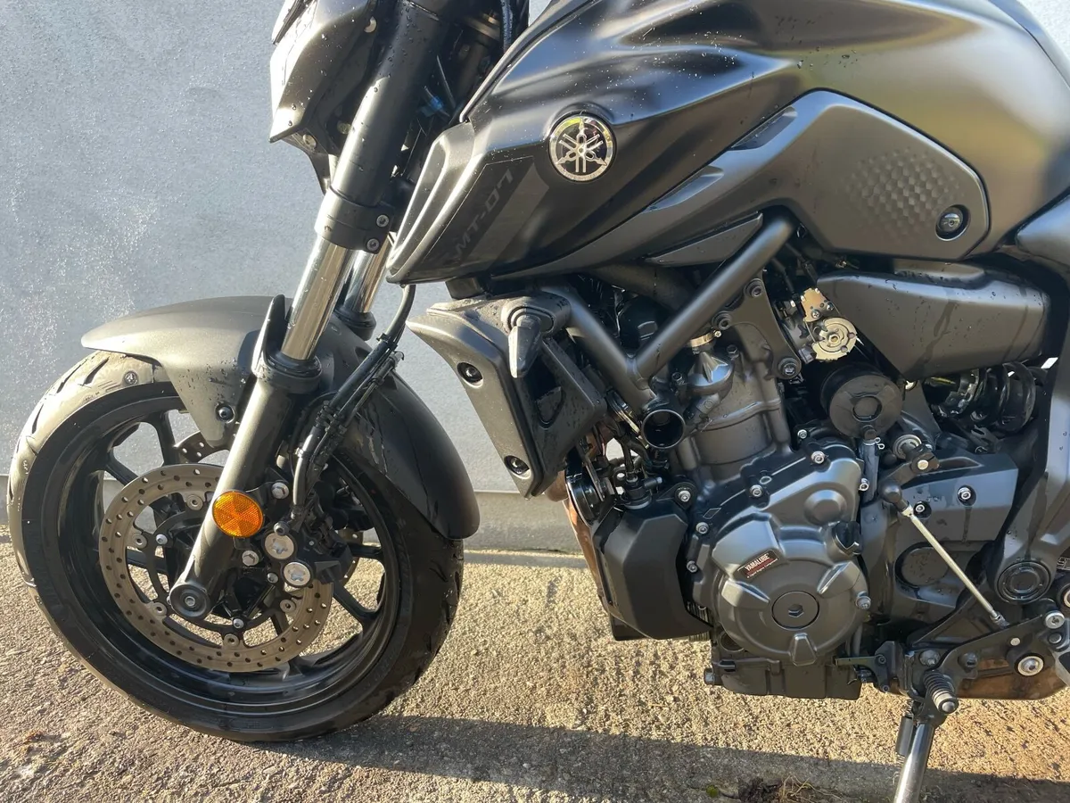 221 YAMAHA MT-07 - Image 2