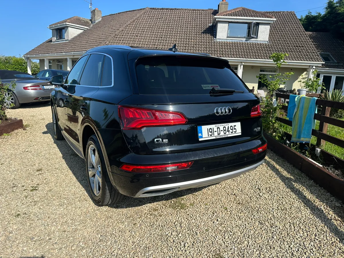 Audi Q5 2.0 Quattro 2019 Lovely Jeep - Image 2