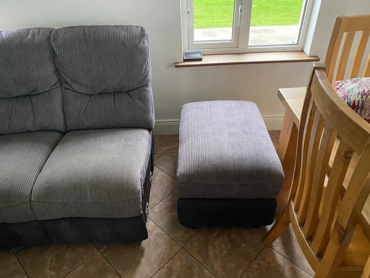 Corner Couch with recliner and matching foot stool - Image 3