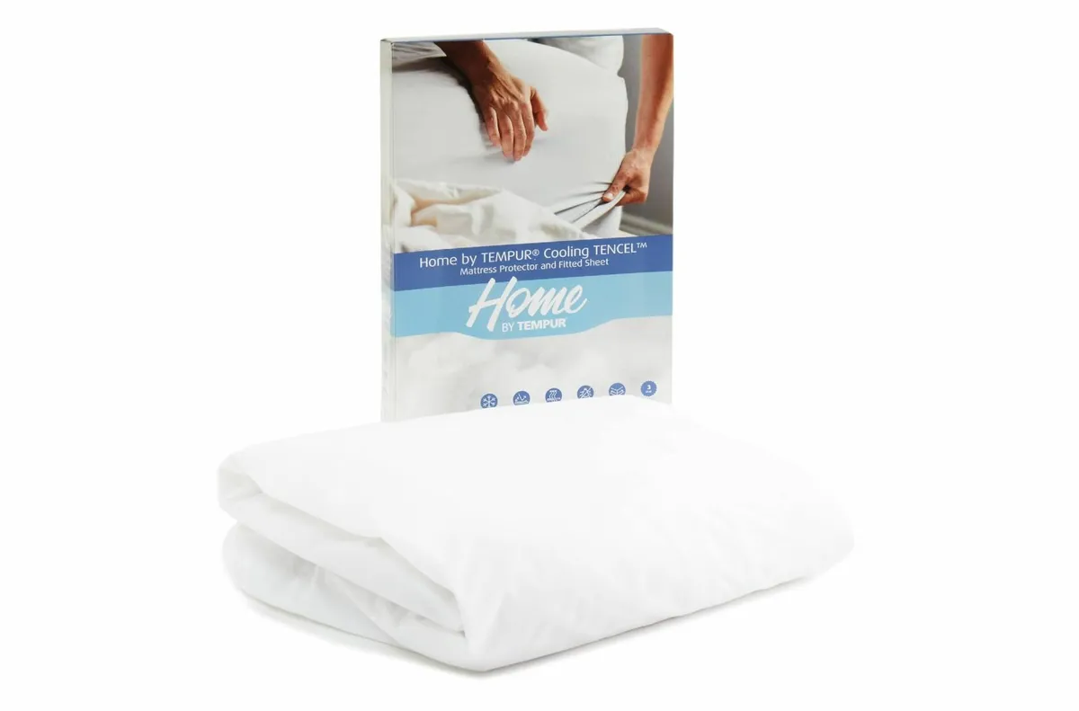Home BY ® Thermoregulating Mattress Protector - Image 1