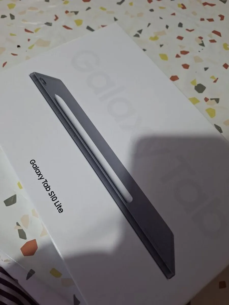 Samsung Galaxy Tab S10 Lite with PEN / BRAND NEW - Image 1