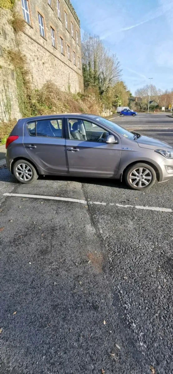 Hyundai i20 - Image 3