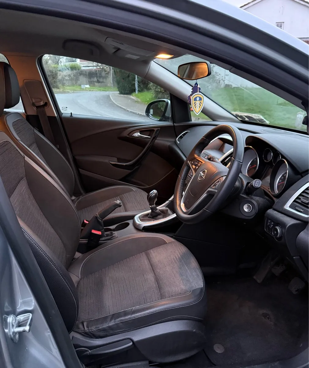 2015 Opel Astra 1.6 Diesel | Full History | NCT - Image 4