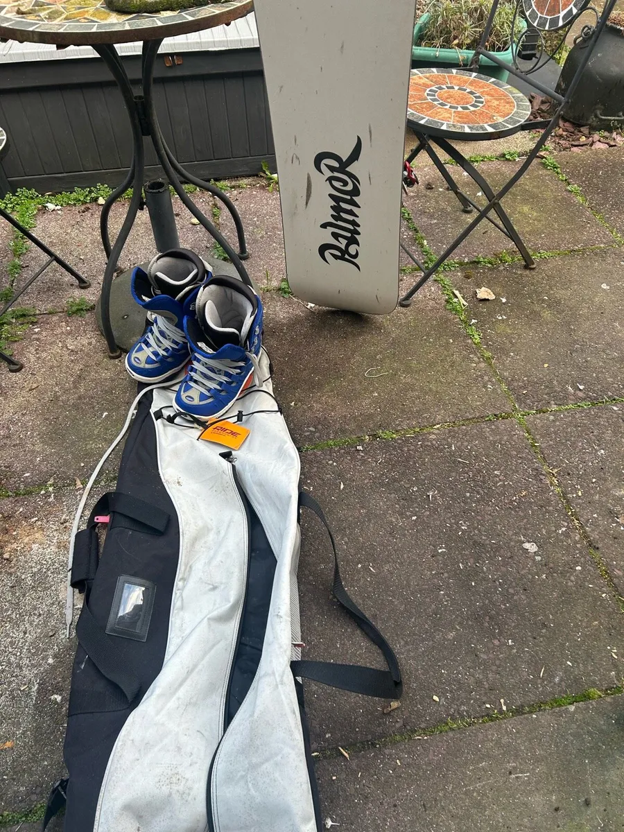 Ride Snow board and Boots size 6 - Image 1