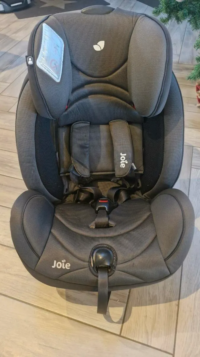 Car Seat - Image 2