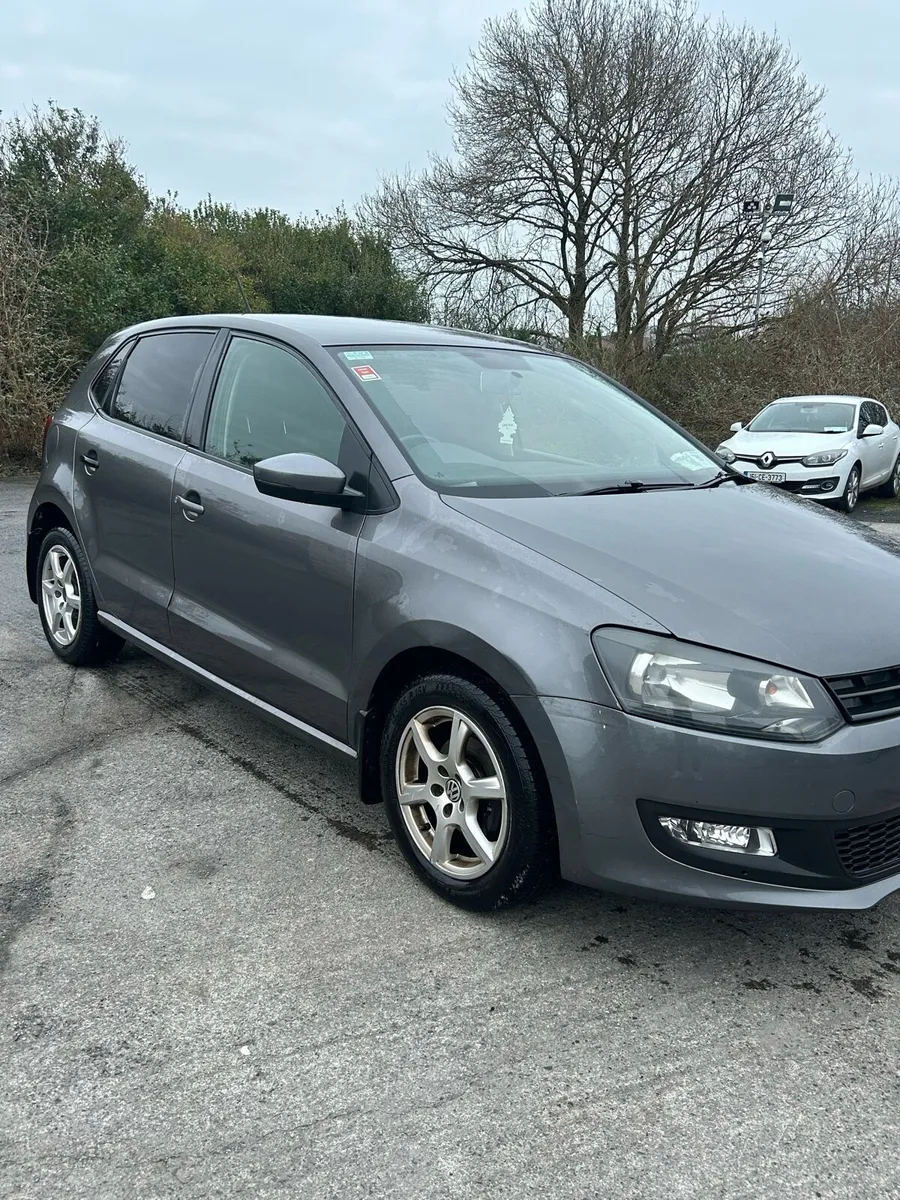 VOLKSWAGEN POLO - Image 2