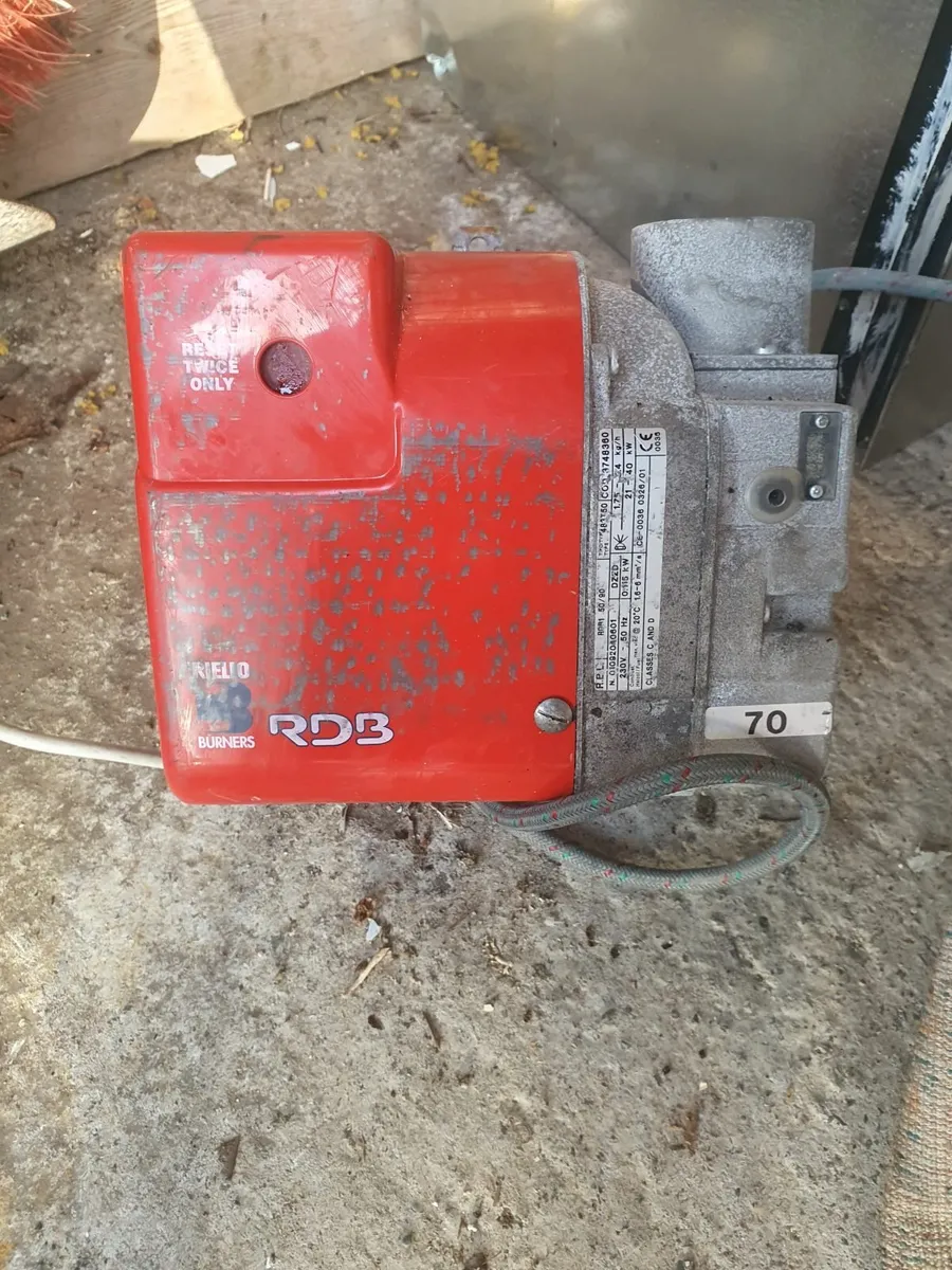 Oil burner for boiler - Image 2