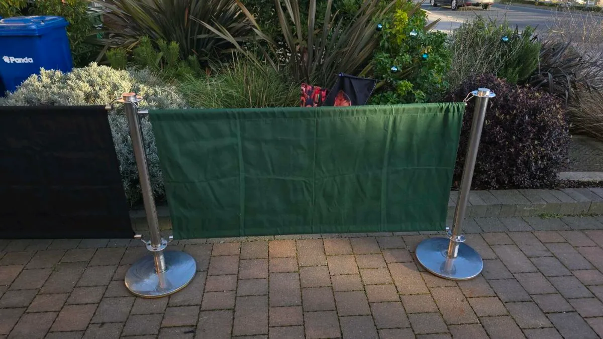 Cafe Restaurant Barrier system - Image 1