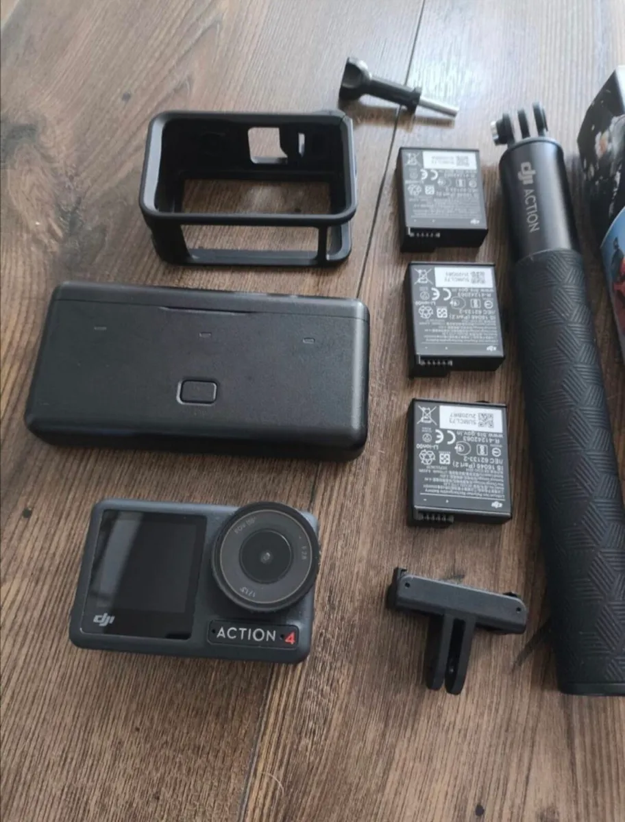 Dji Osmo Action 4 Adventure Combo - Image 3