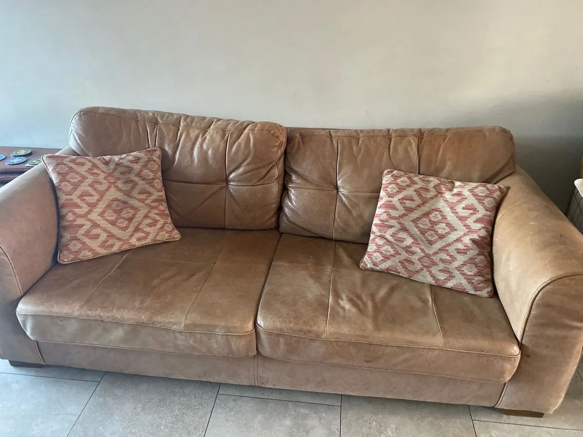 Leather sofas - Image 3