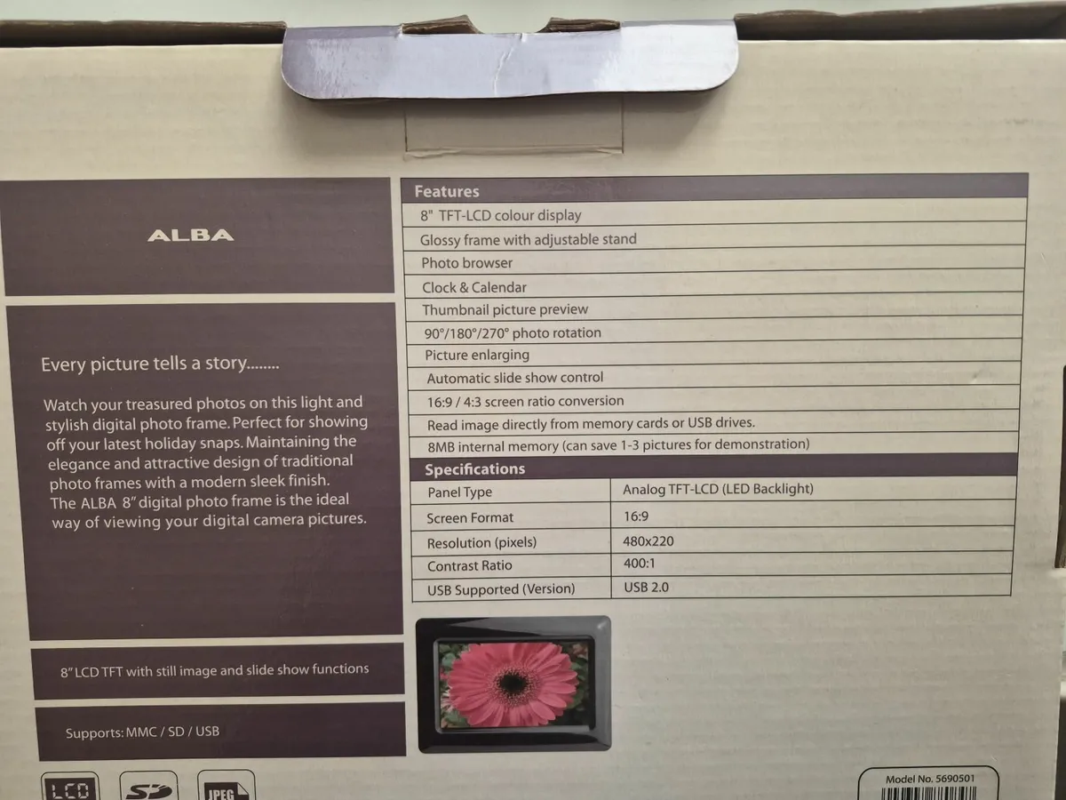 New 8" Digital photo frame - Image 2