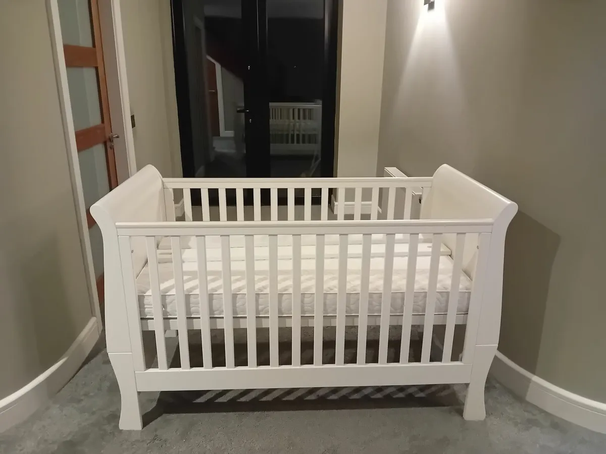 Cot bed and changing table. Mamas and Papas. Mia - Image 1