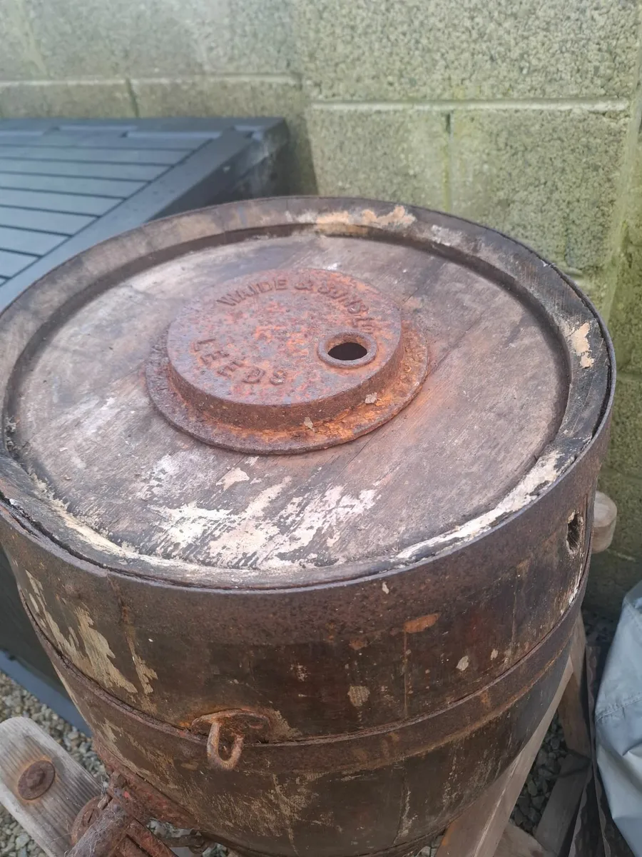 Antiques / collectables - Image 1