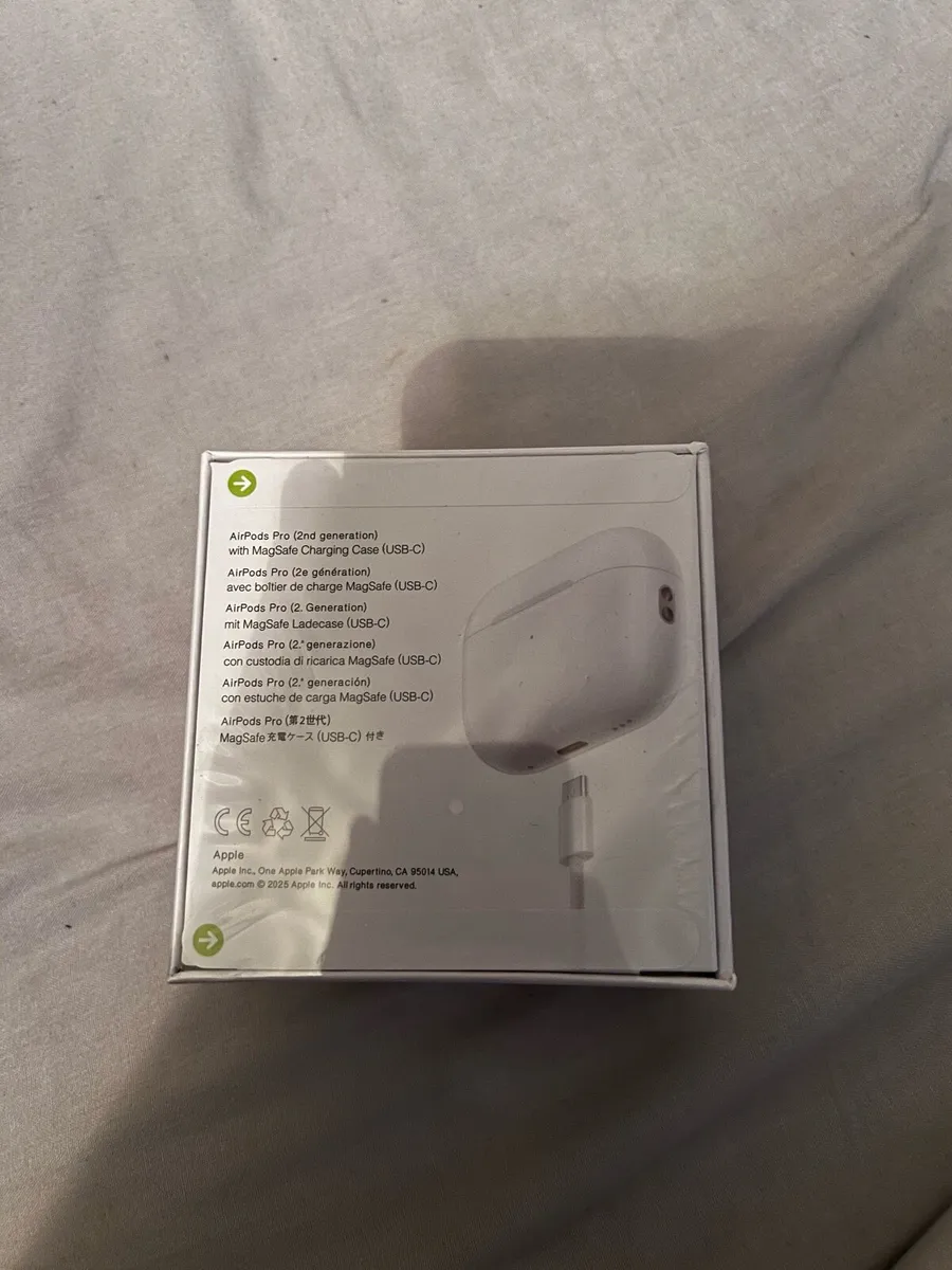 AirPods Pro 2 2nd gen - Image 2