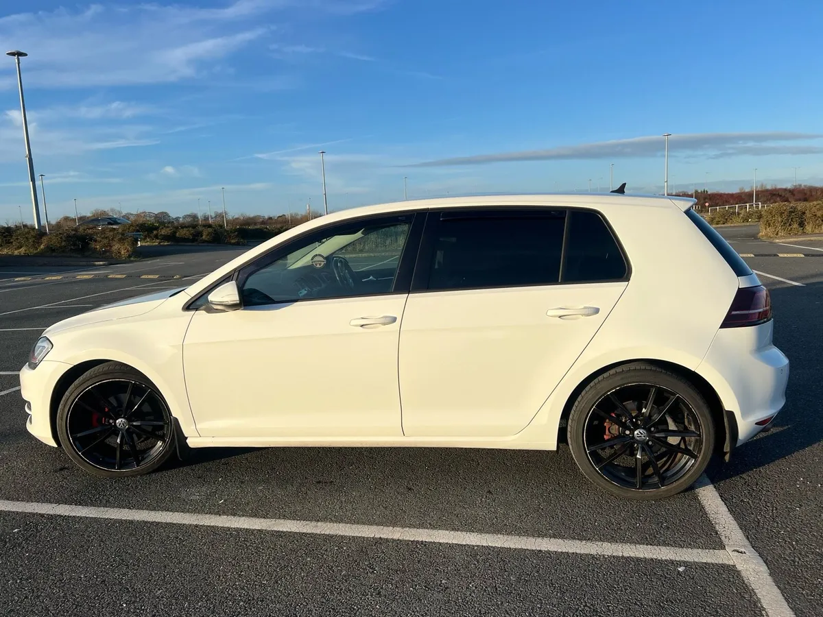 2013 Volkswagen Highline Golf 1.6L Diesel - Image 3