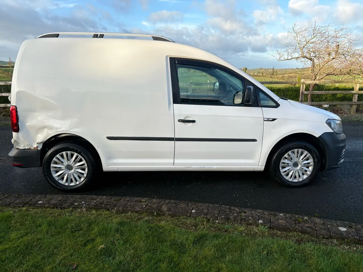 2016 VW Caddy Van 2.0 TDI Auto Doe 02/26,Tax 05/26 - Image 3