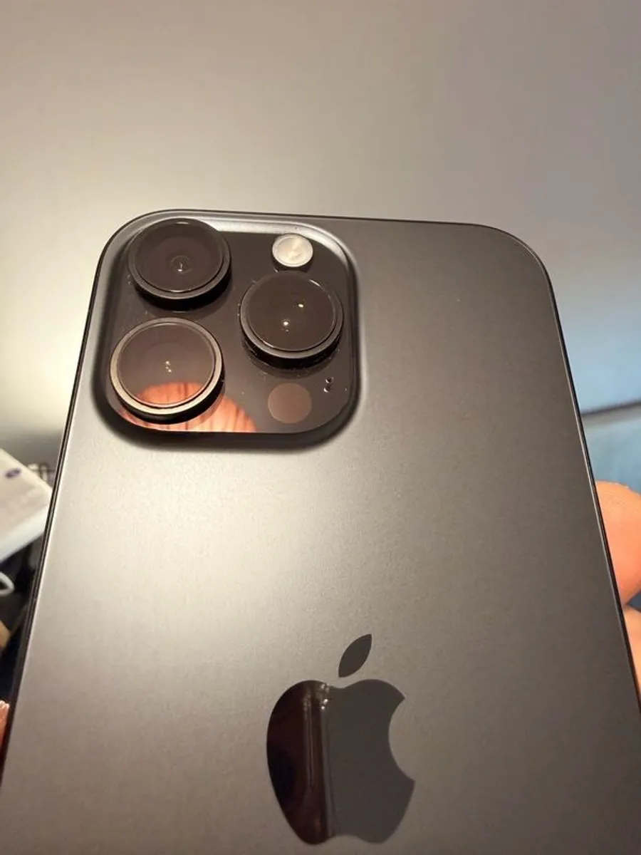 iphone 16 pro max 256 black unlocked - Image 3