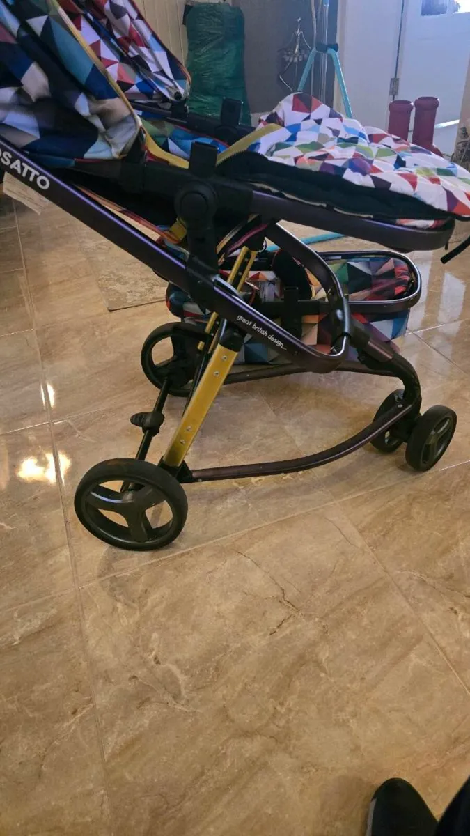 Cosatto Giggle 2 Pram and Pushchair - Image 2