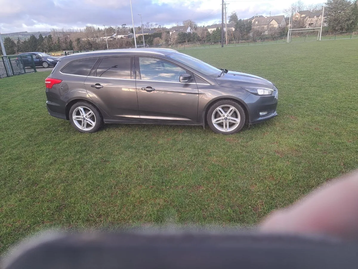 Ford Focus - Image 4