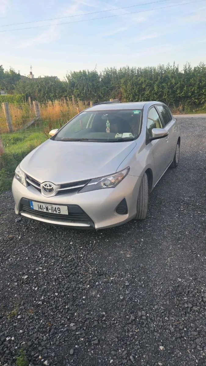 Toyota auris - Image 1