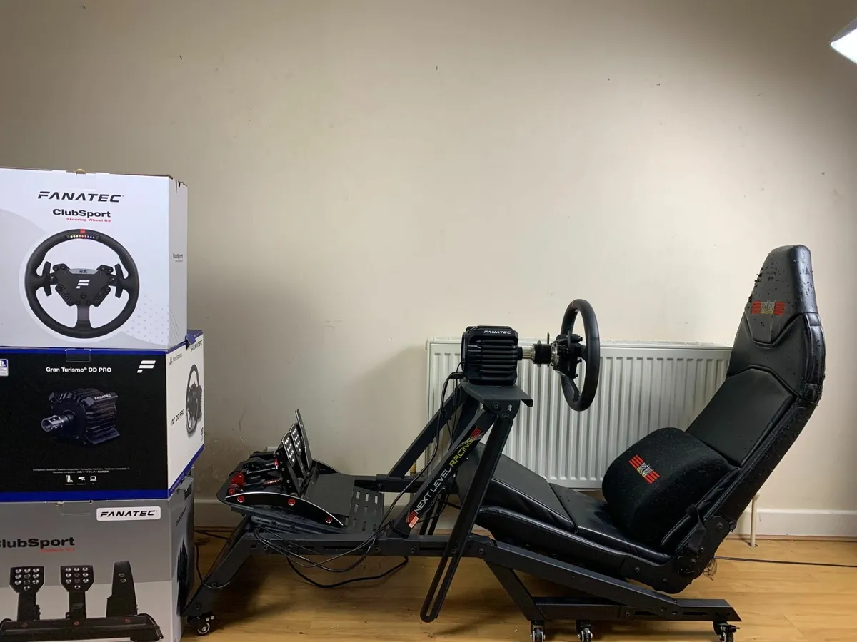 Fanatec DD Pro8nm Sim Racing Cockpit Rig Clubsport - Image 2