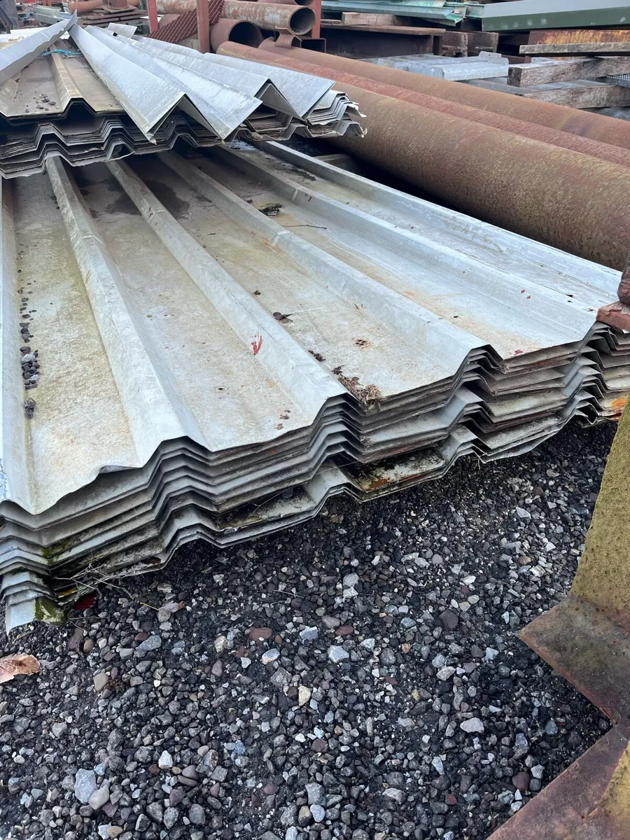 Roof sheeting - Image 1