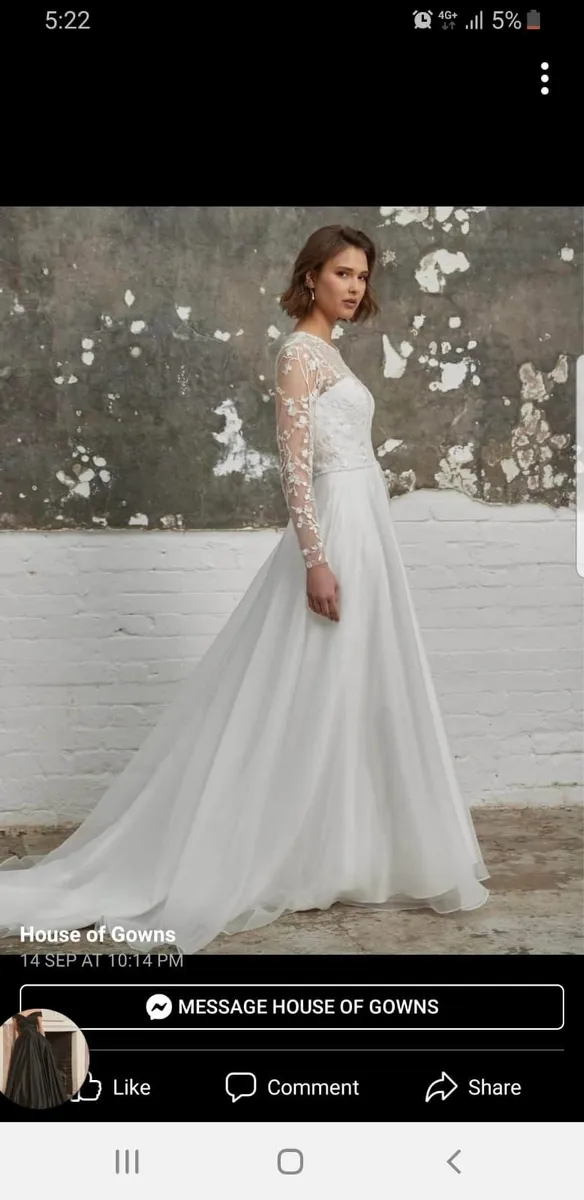 WINTER WEDDING DRESS FOR SALE €650 - Image 1