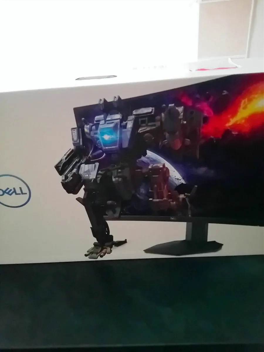 Dell 27 Inch Curved QHD 165Hz Gaming Monitor - Image 1