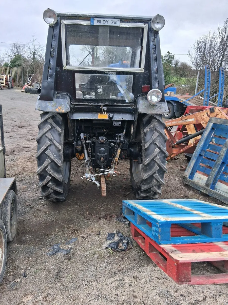 David brown 885 for parts - Image 3