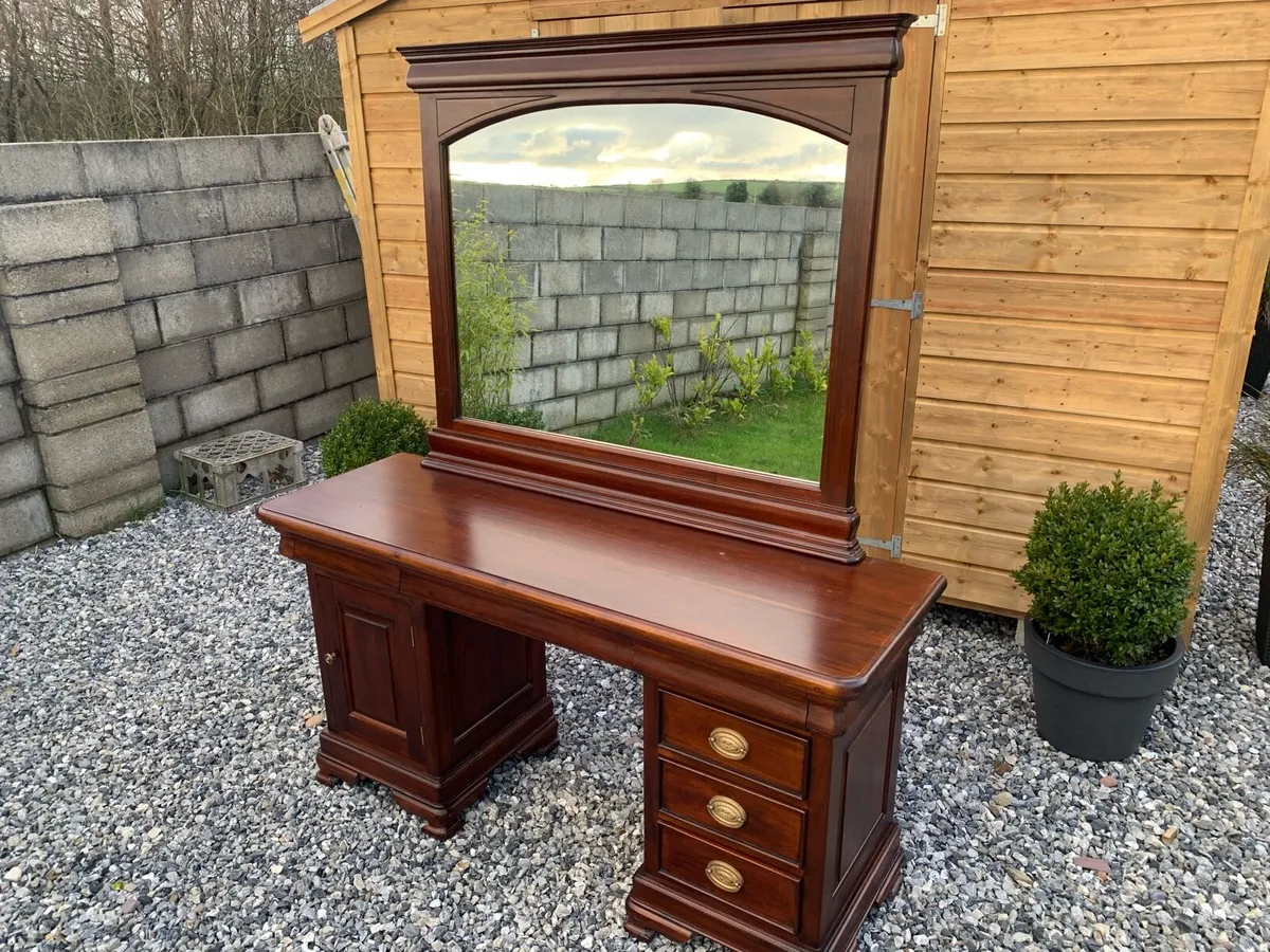 Mirror and Dressing Table - Image 3