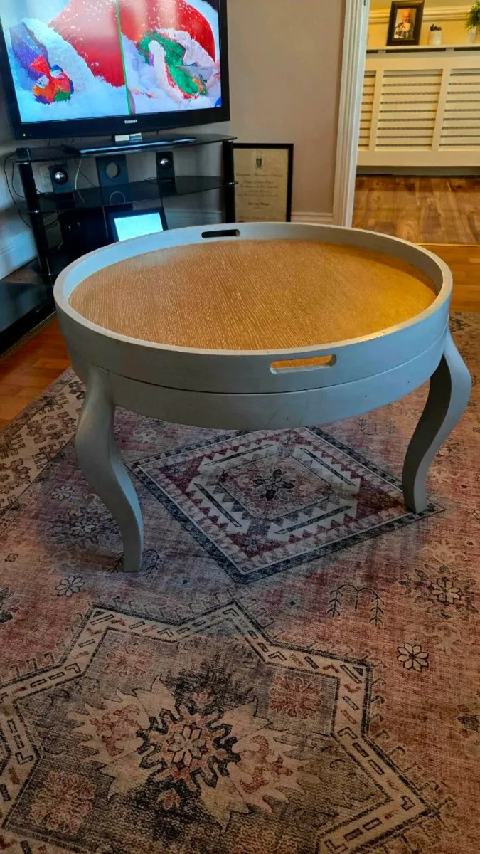 3 and 2 Seater Sofa and Table - Image 3