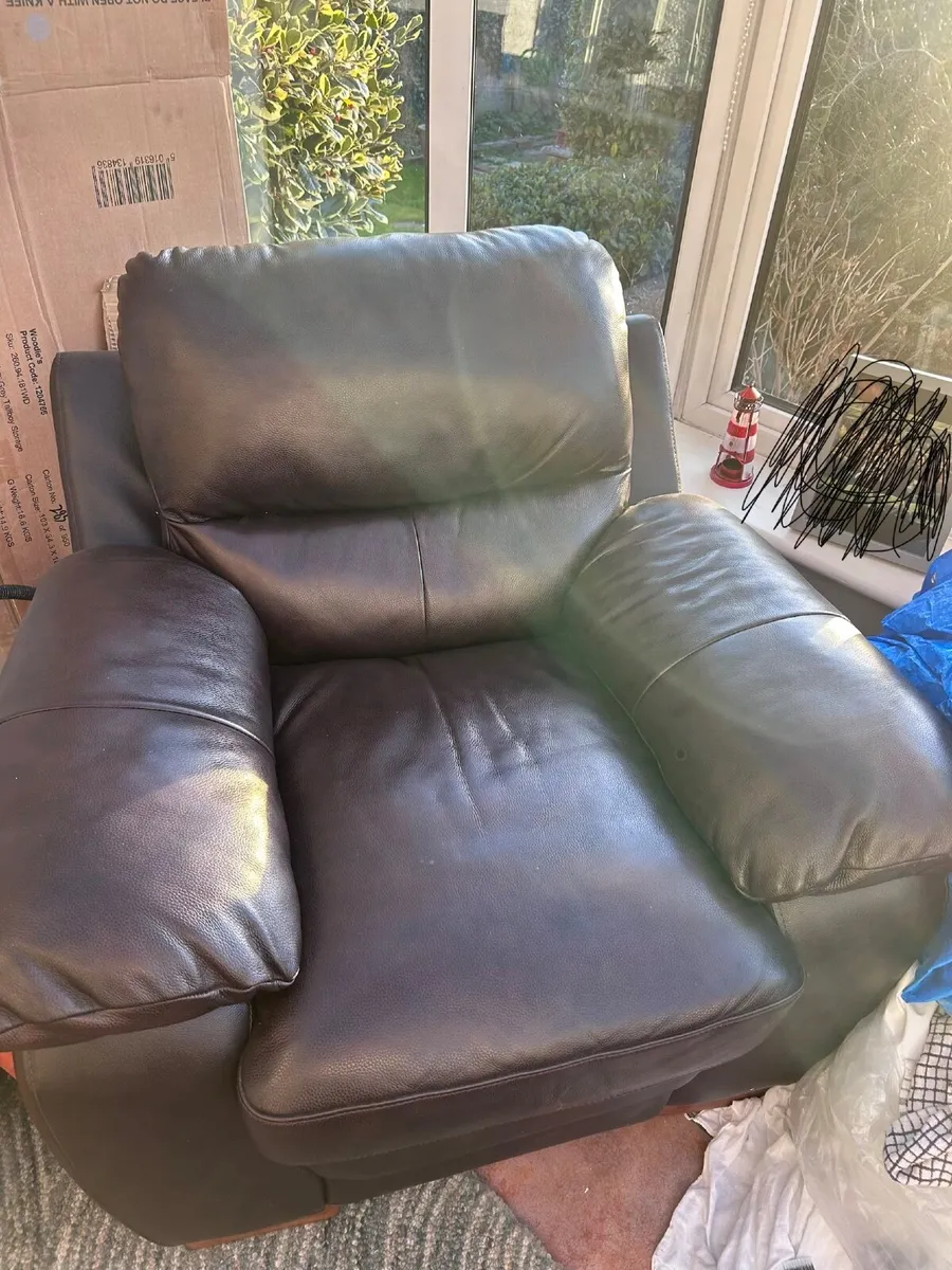 Leather armchair - Image 2