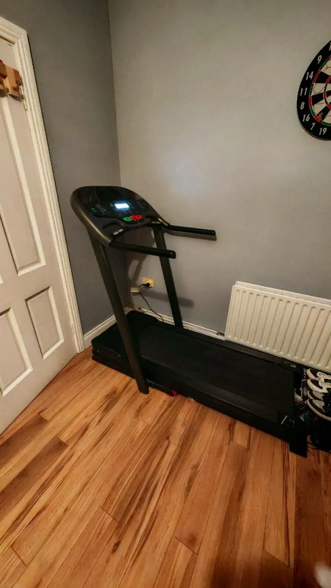 Treadmill - Image 1