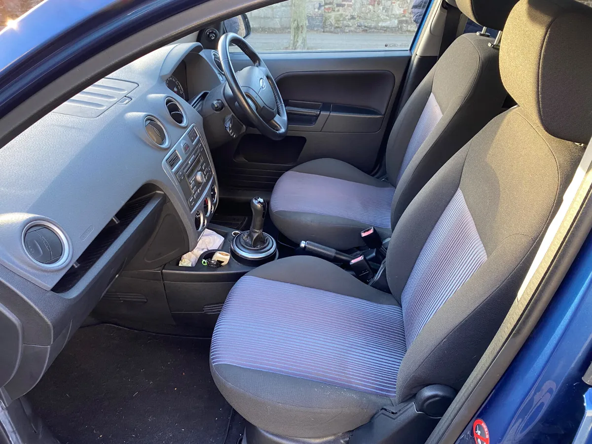 Ford Fusion Auto - 0872558536 - Image 4