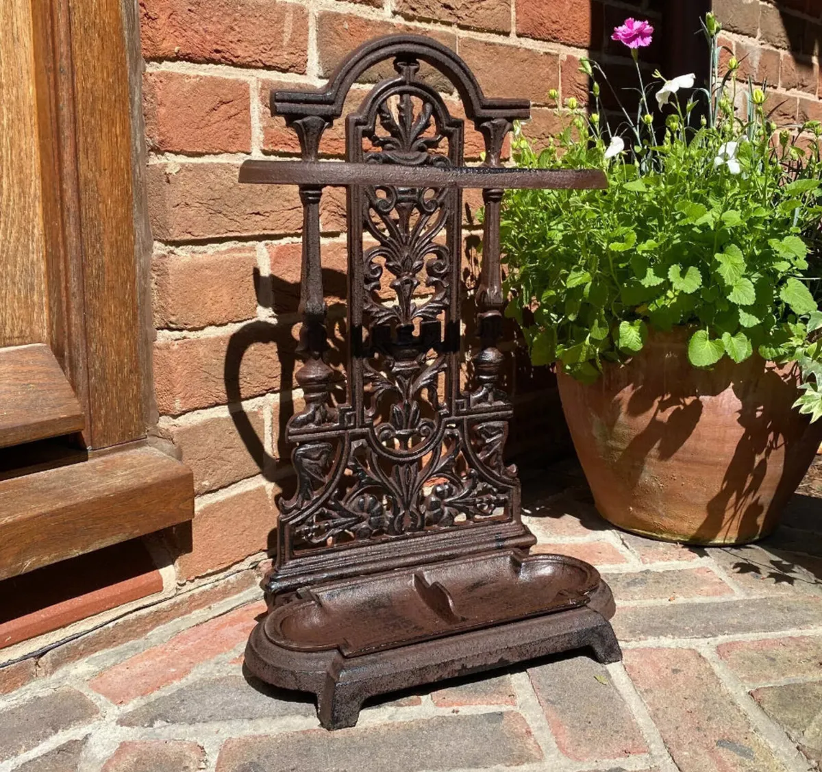 New Cast Iron Umbrella Stand Vintage Style - Image 2