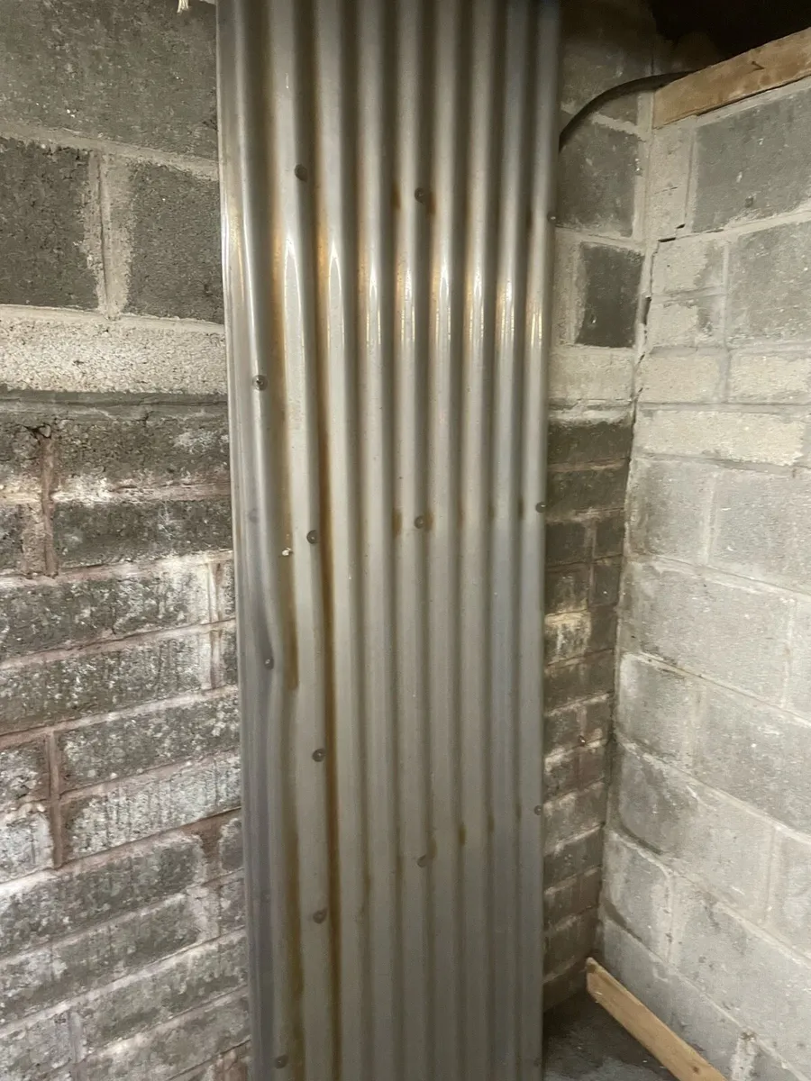 Corrugated plastic roof sheets - Image 1