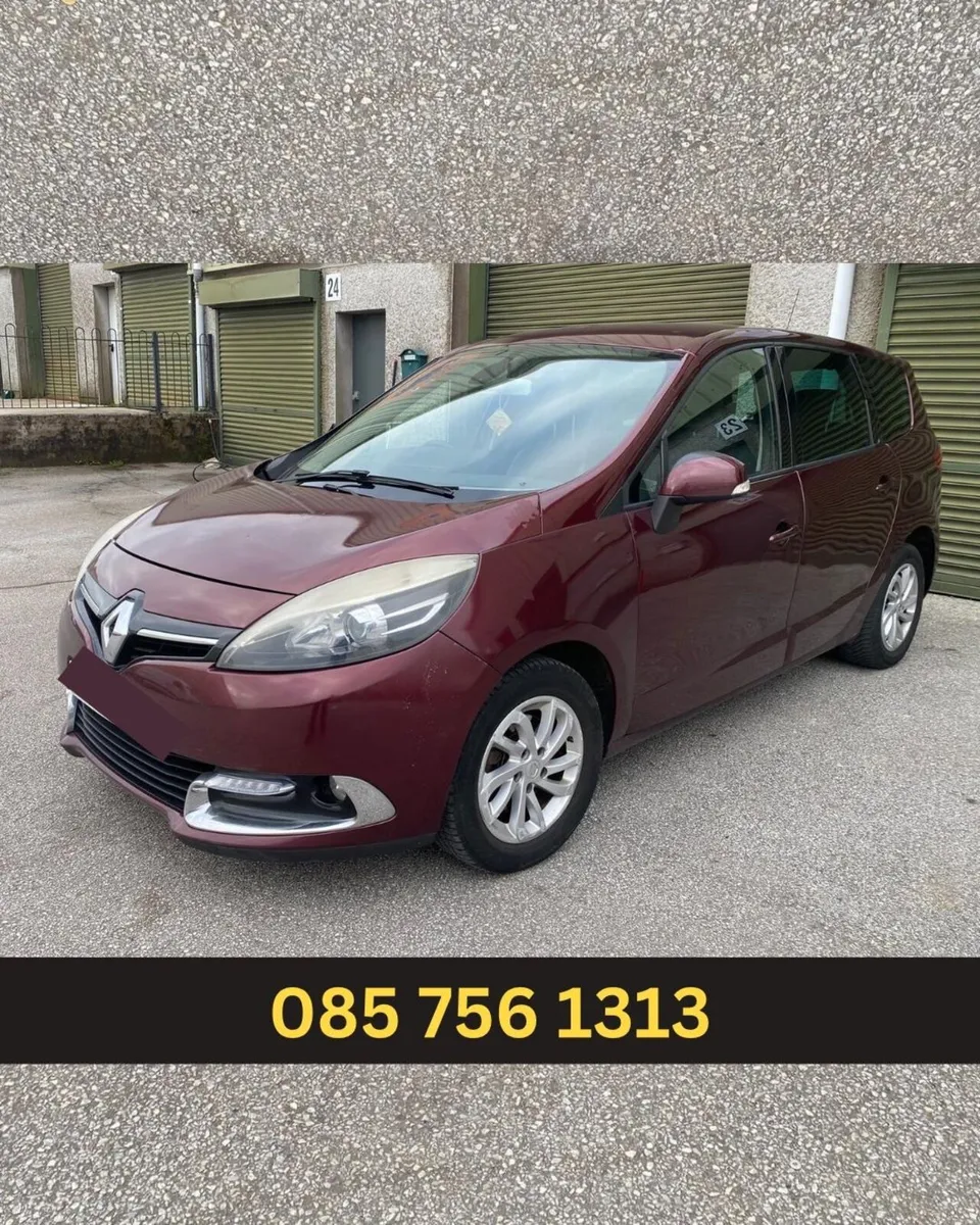 2015 Renault Gr.Scenic for parts - Image 1