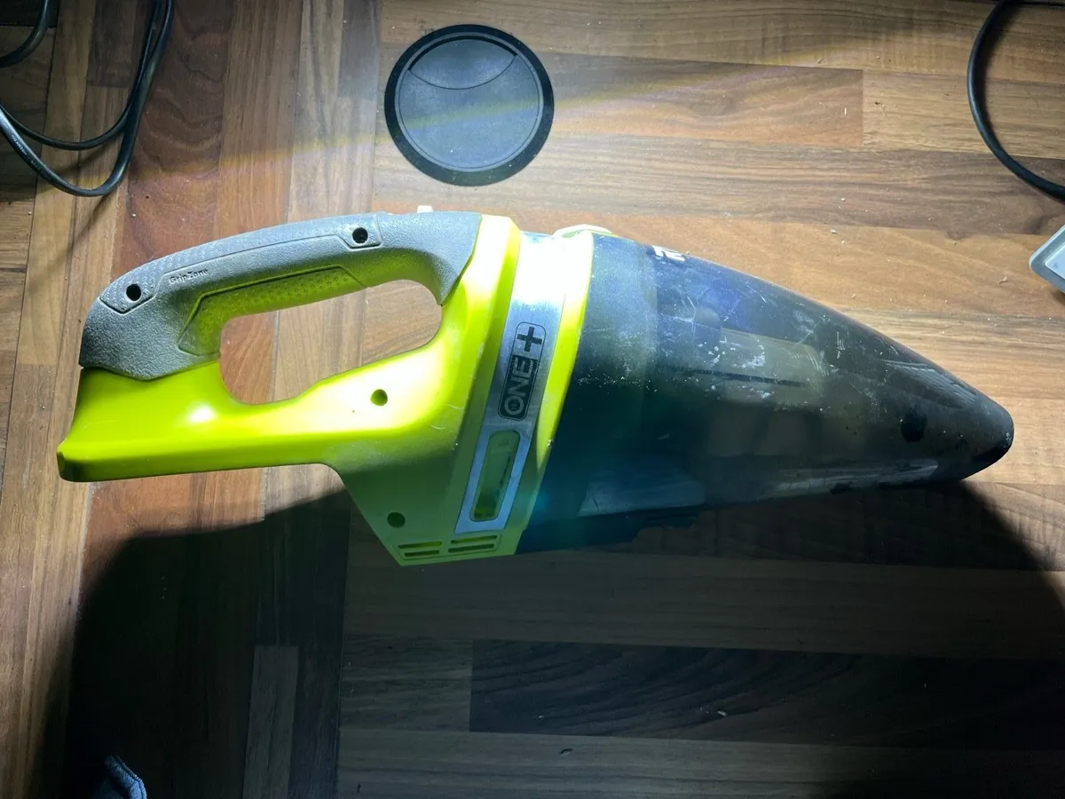 Ryobi 18v handheld vac - Image 1