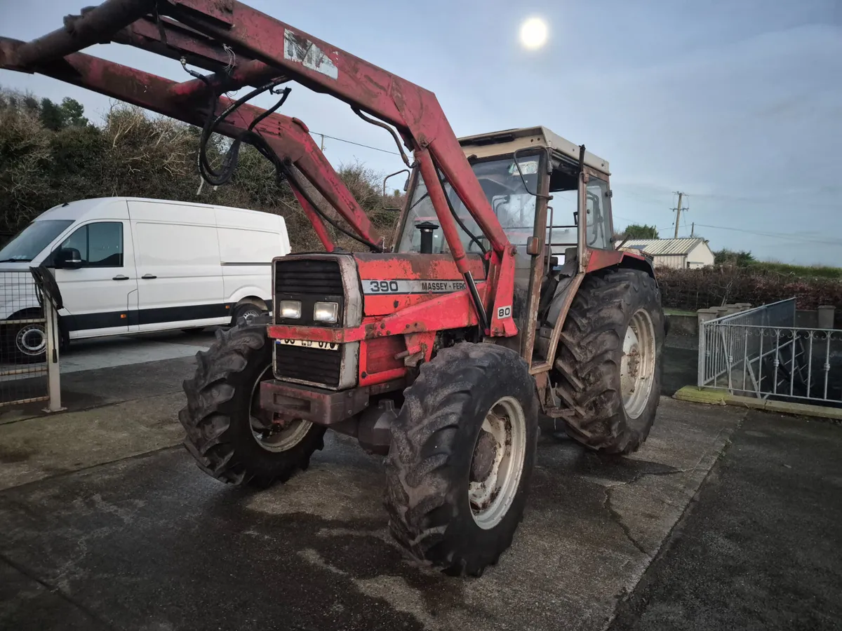 MASSEY FERGUSON 390 AND FRONT LOADER - Image 1