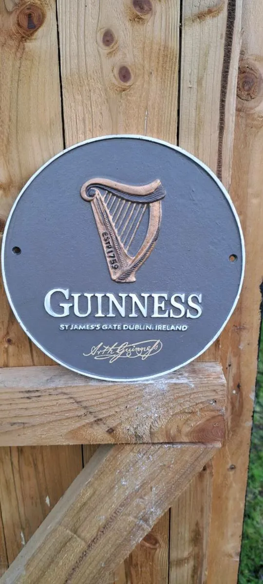 Guinness cast iron  sign - Image 1