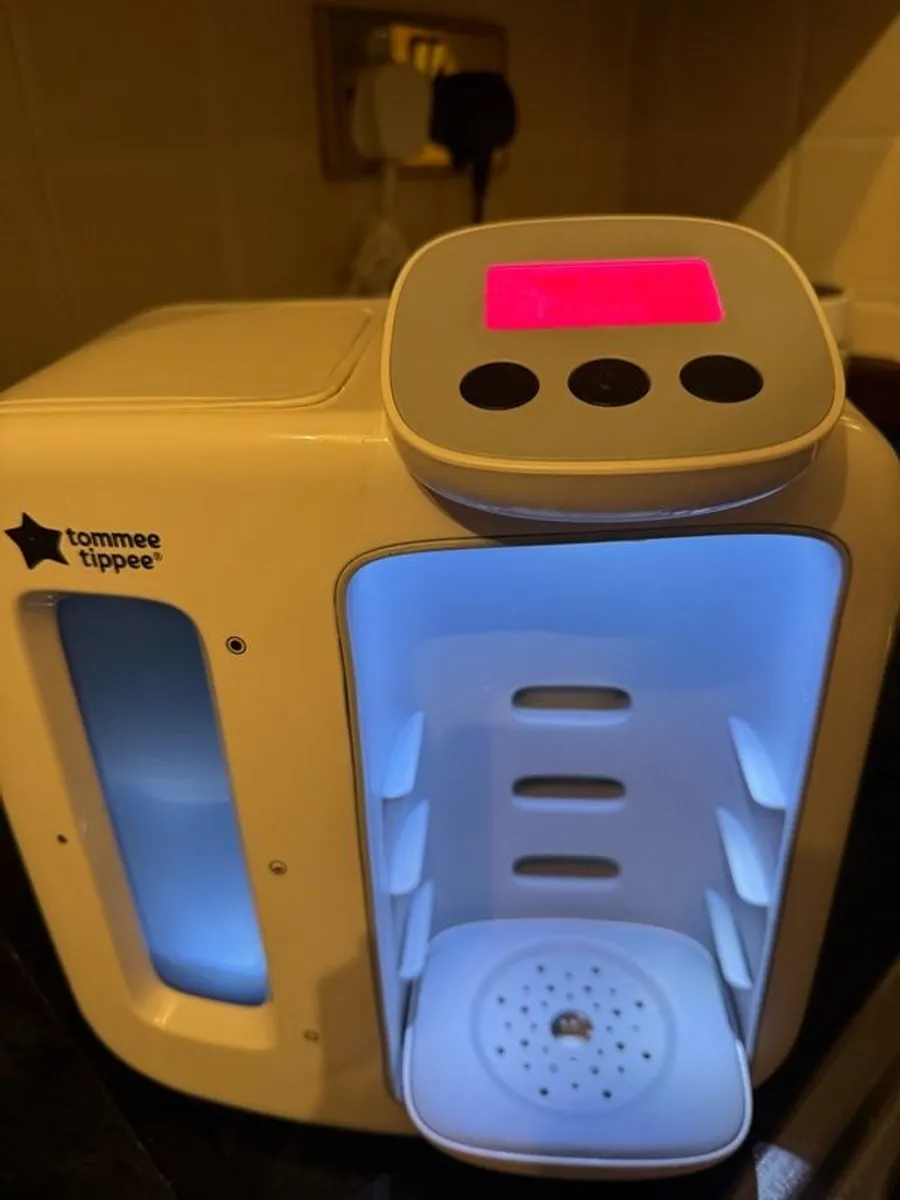 Tommee Tippee Perfect Prep Day and Night Machine - Image 2