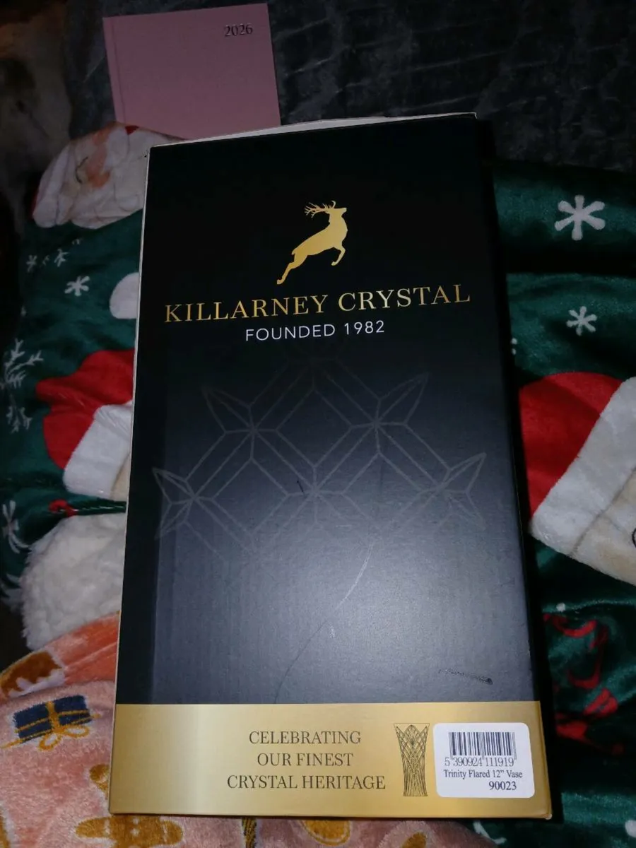 Killarney Crystal Vase - Image 3