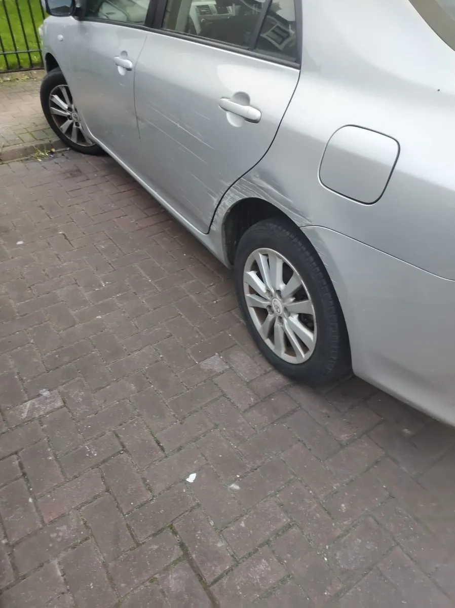 Toyota Corolla - Image 3