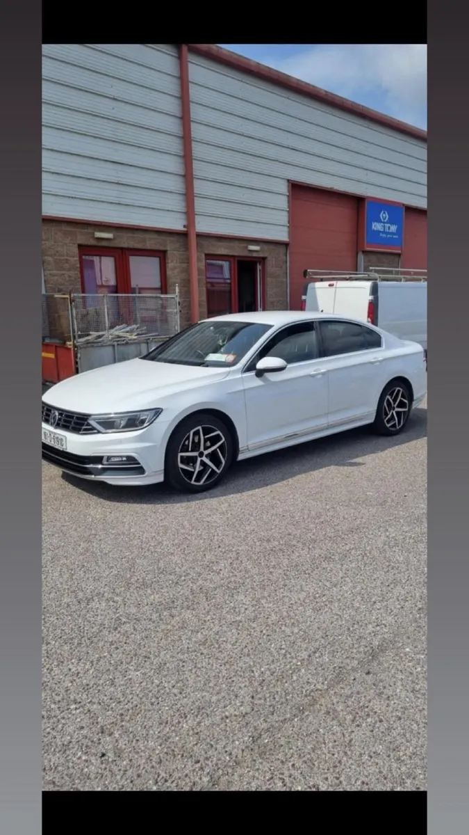 Volkswagen Passat 2016 - Image 1