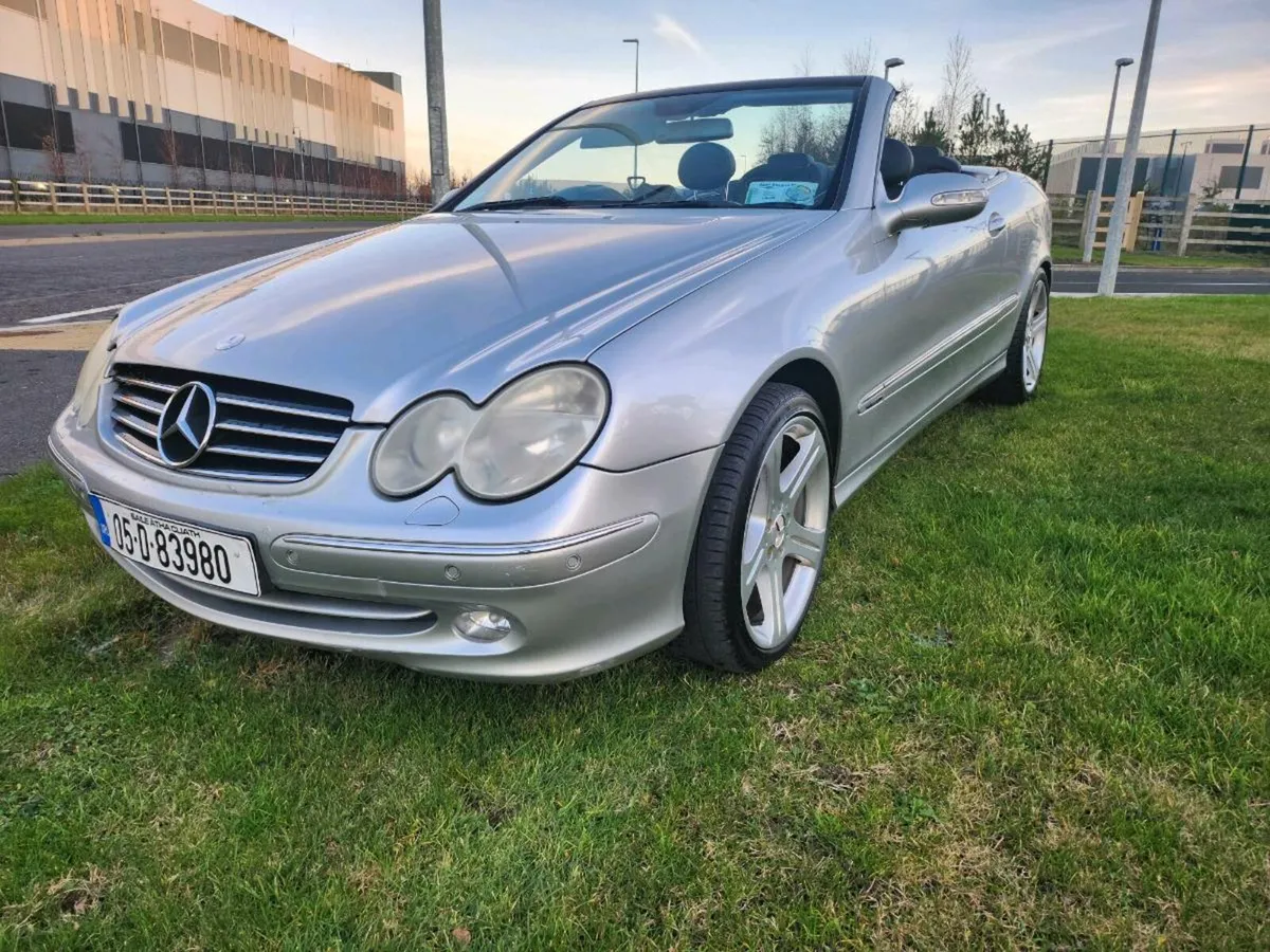 Mercedes ClK 240 connvertible - Image 2