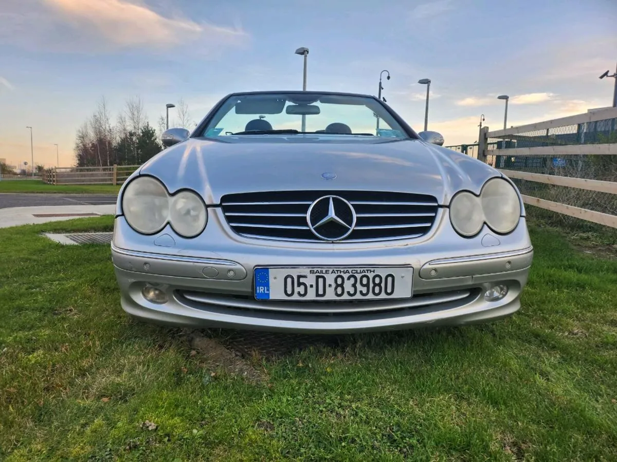 Mercedes ClK 240 connvertible - Image 4
