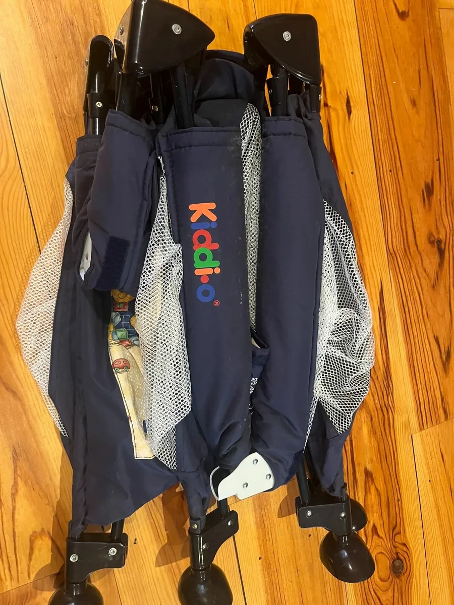 travel cot - Image 3