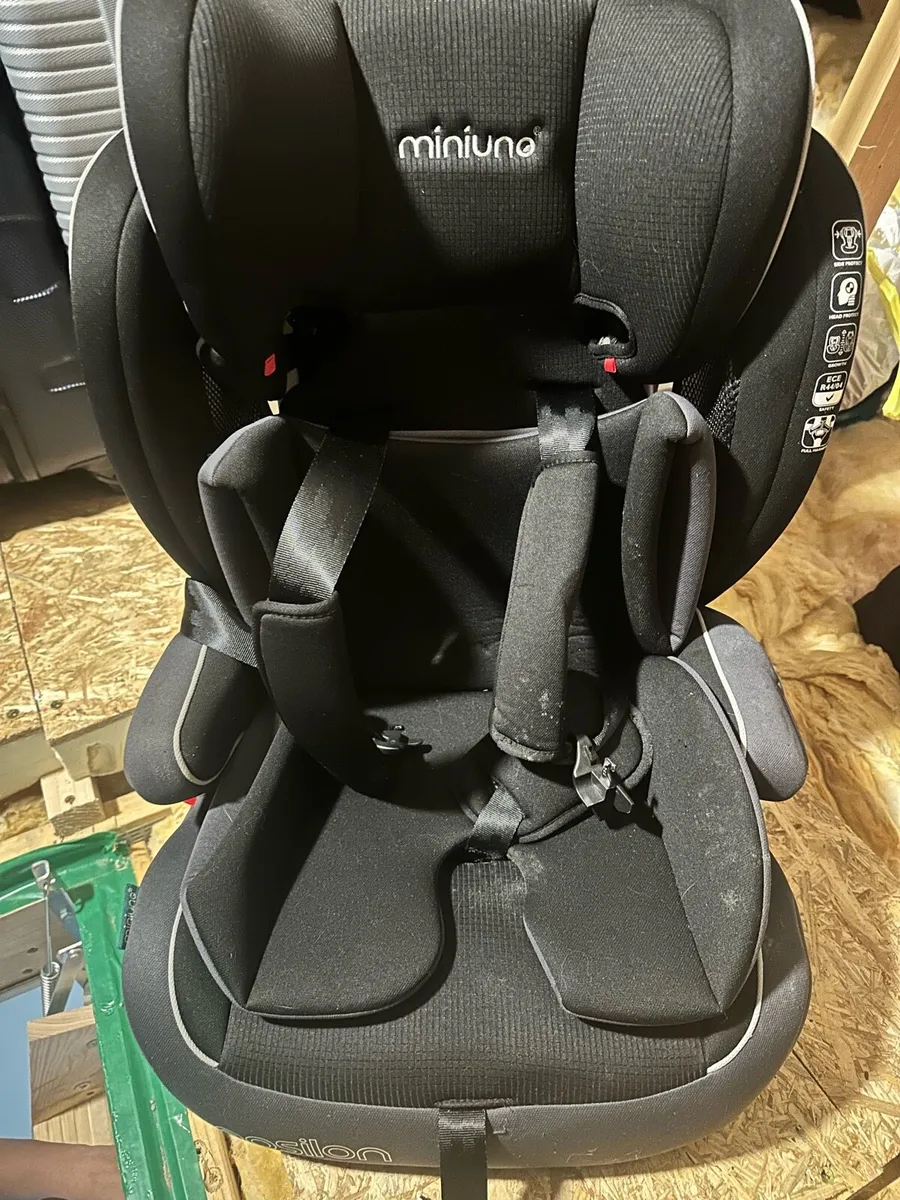 Car seat - Image 2